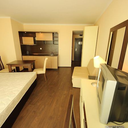 Menada Apartments In Grand Hotel Sveti Vlas Room photo